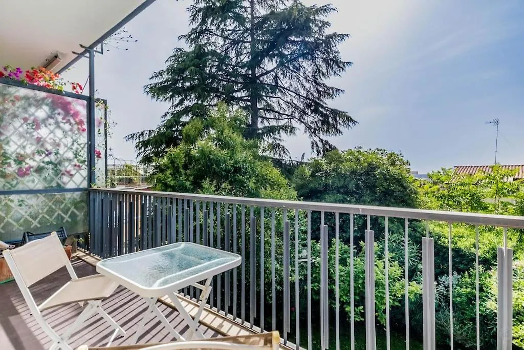Luxury Apartment Front Of Cavalieri Hilton Hotel Roma 0*,  Italia